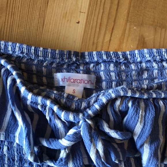 Stretchy crop top - Picture 2 of 4